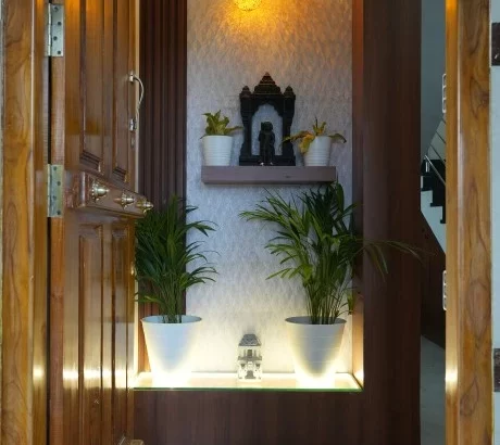 Luxury entrance design by Interior Designers in Rajarajeshwari Nagar